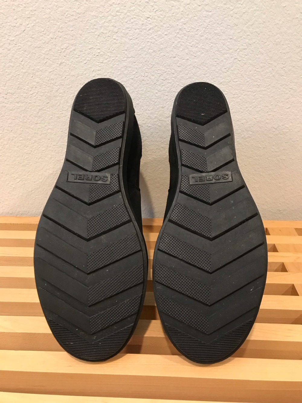 Sorel Black Women's Chelsea Ankle Boots - Picture 5 of 9